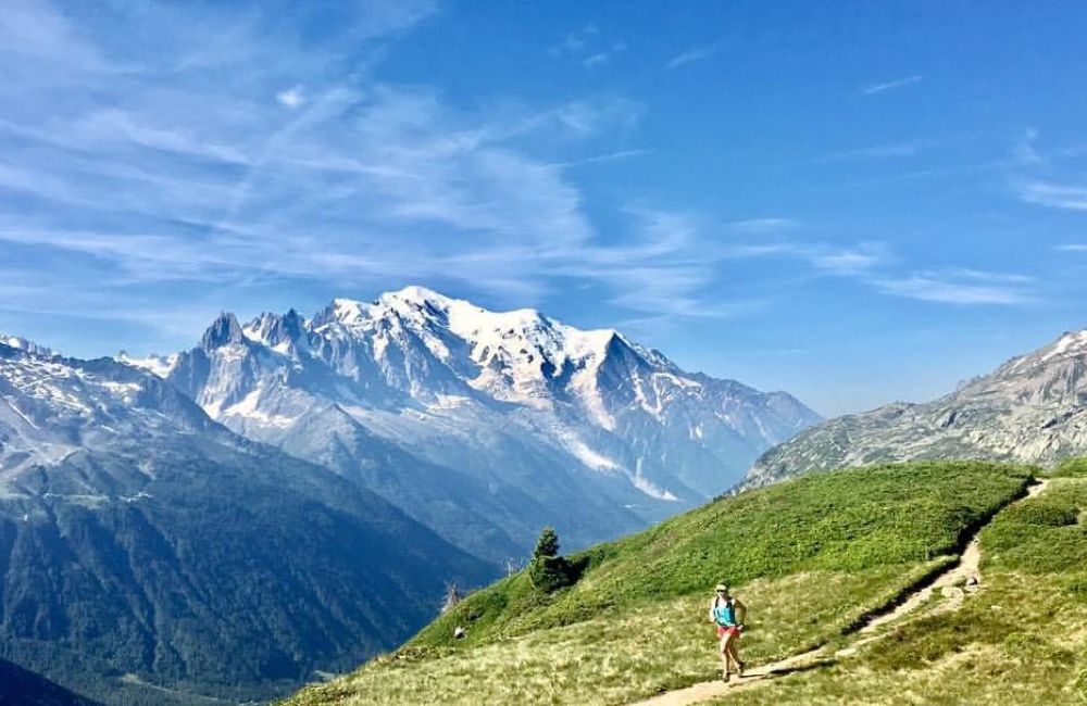 claudia c 2 6a6a5a57