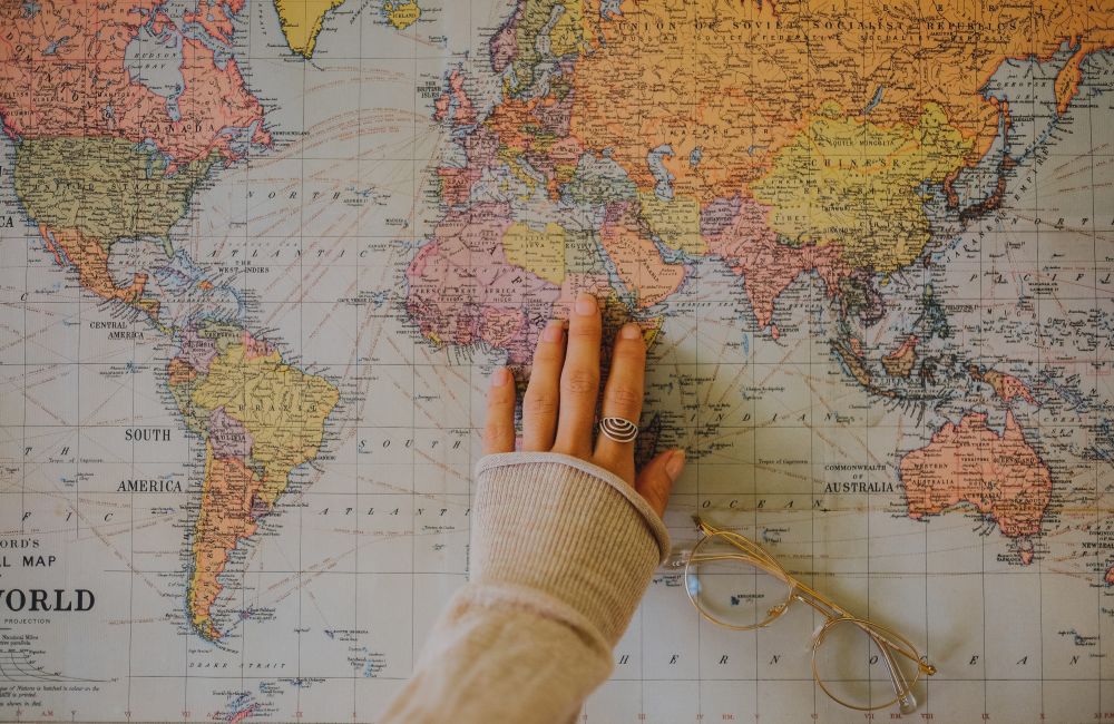 paula may DocR2F7HIs unsplash b0632905