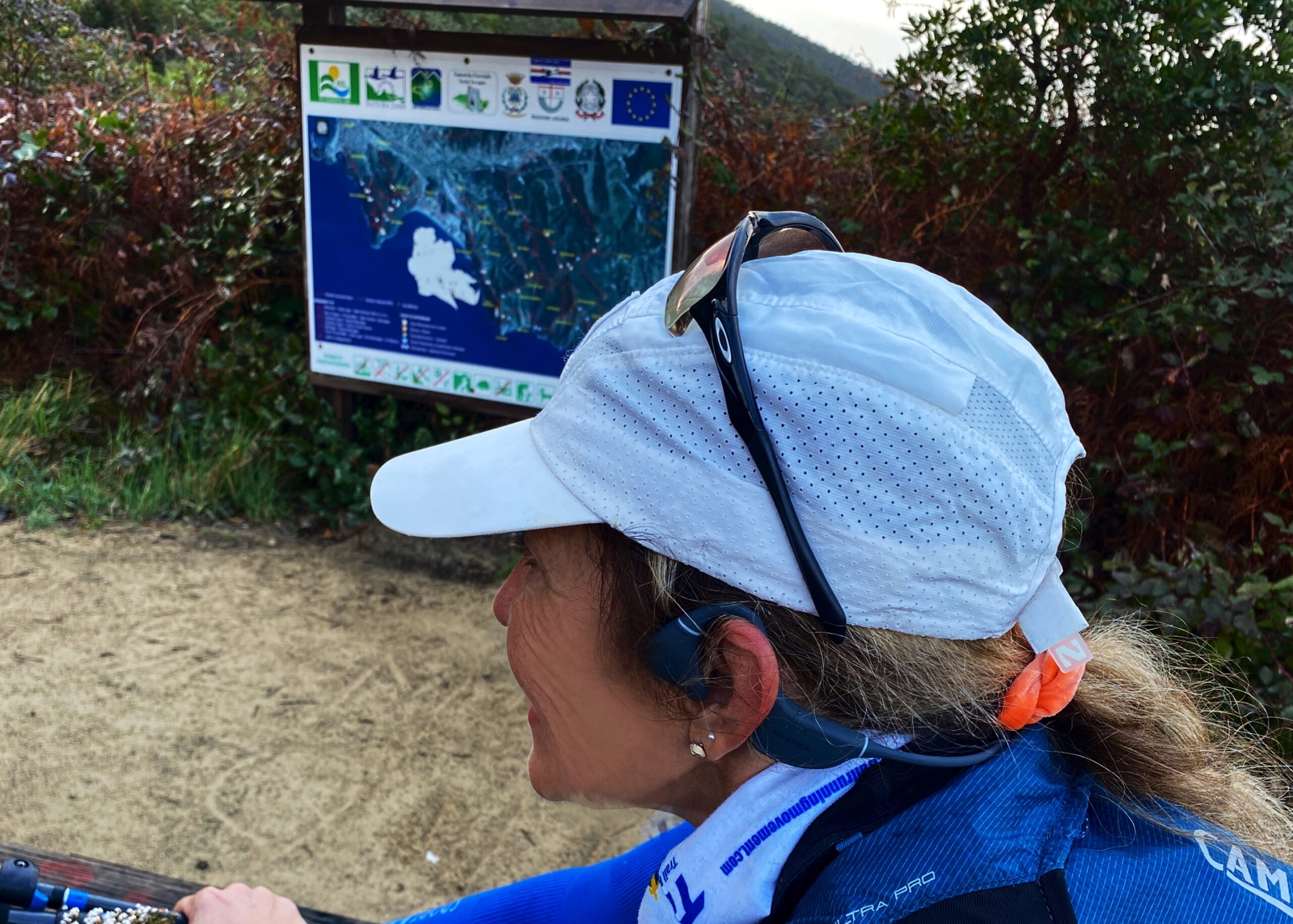 Trail Running Coach prova le cuffie Naenka nel Parco 5 terre