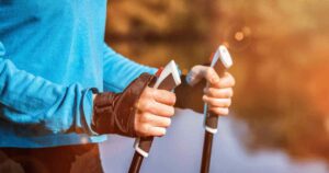 Best trail running poles: what they are, how to choose and how to use them - Guide 2026 14 Best trail running poles: what they are, how to choose and how to use them - Guide 2026 bastoncini per trail running