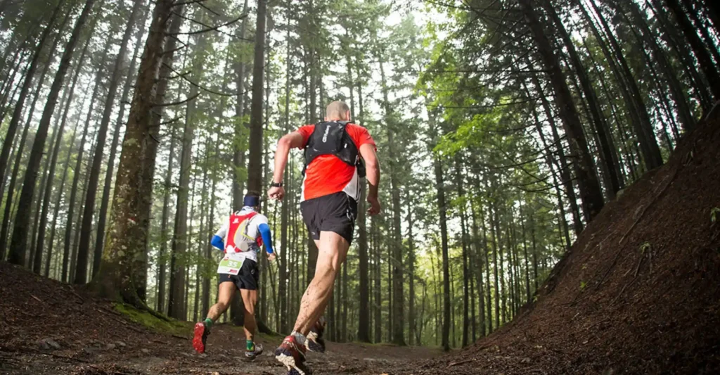 Calendario gare trail ultra e atleti che corrono per migliorare le performance