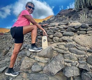 Materiali e abbigliamento trail running estivo da indossare durante la corsa in montagna